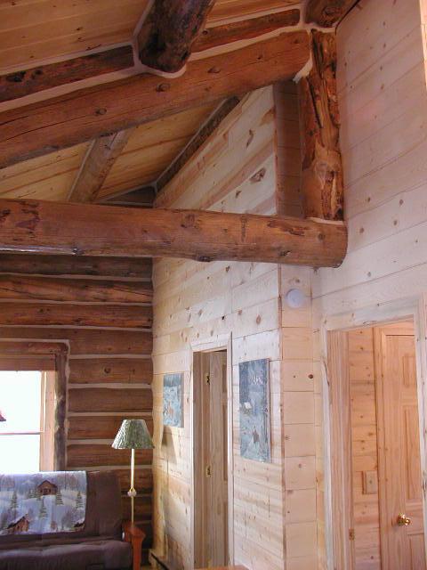 Renegade Log Cabin Custer Room photo
