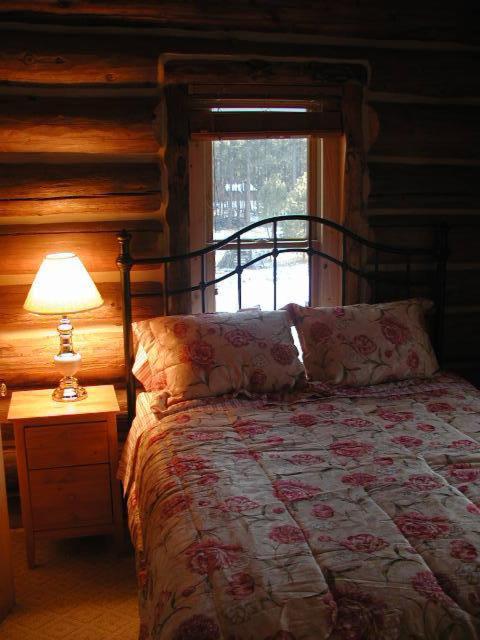 Renegade Log Cabin Custer Exterior photo